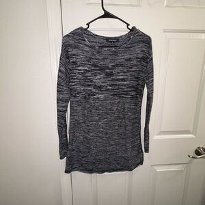 Ellen Tracy Black and White Knit Top